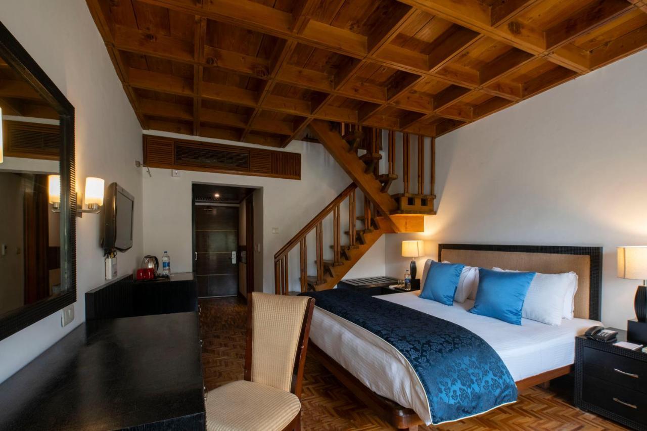 Mastiff Grand Manali Resort Exterior foto