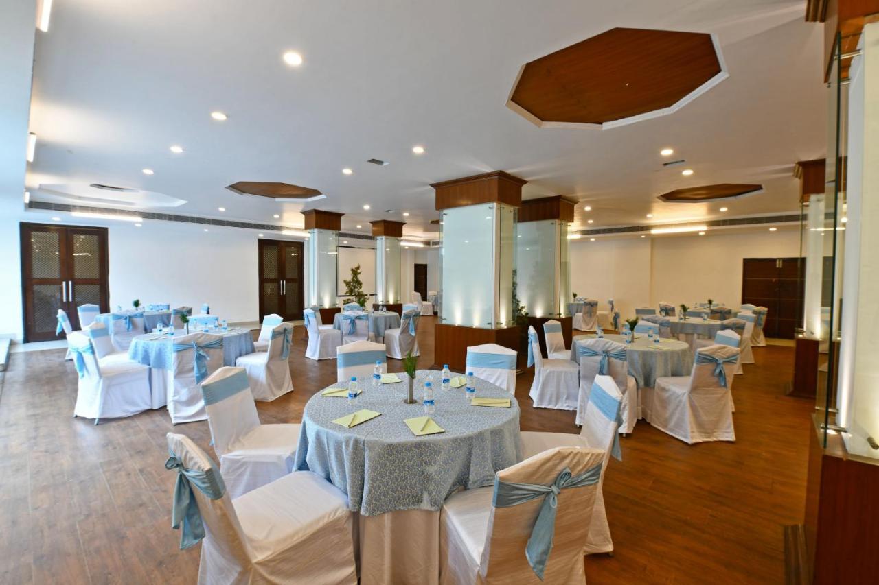 Mastiff Grand Manali Resort Exterior foto
