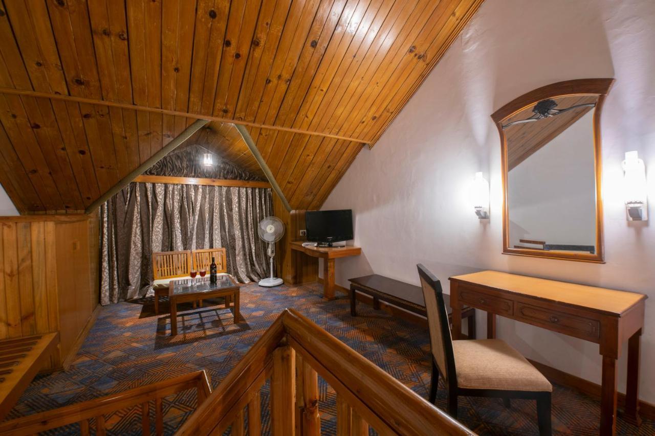 Mastiff Grand Manali Resort Exterior foto