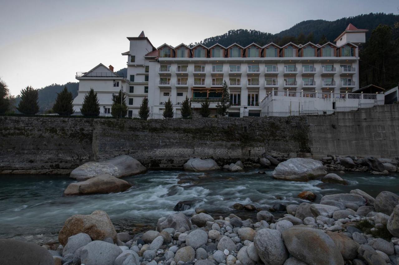 Mastiff Grand Manali Resort Exterior foto
