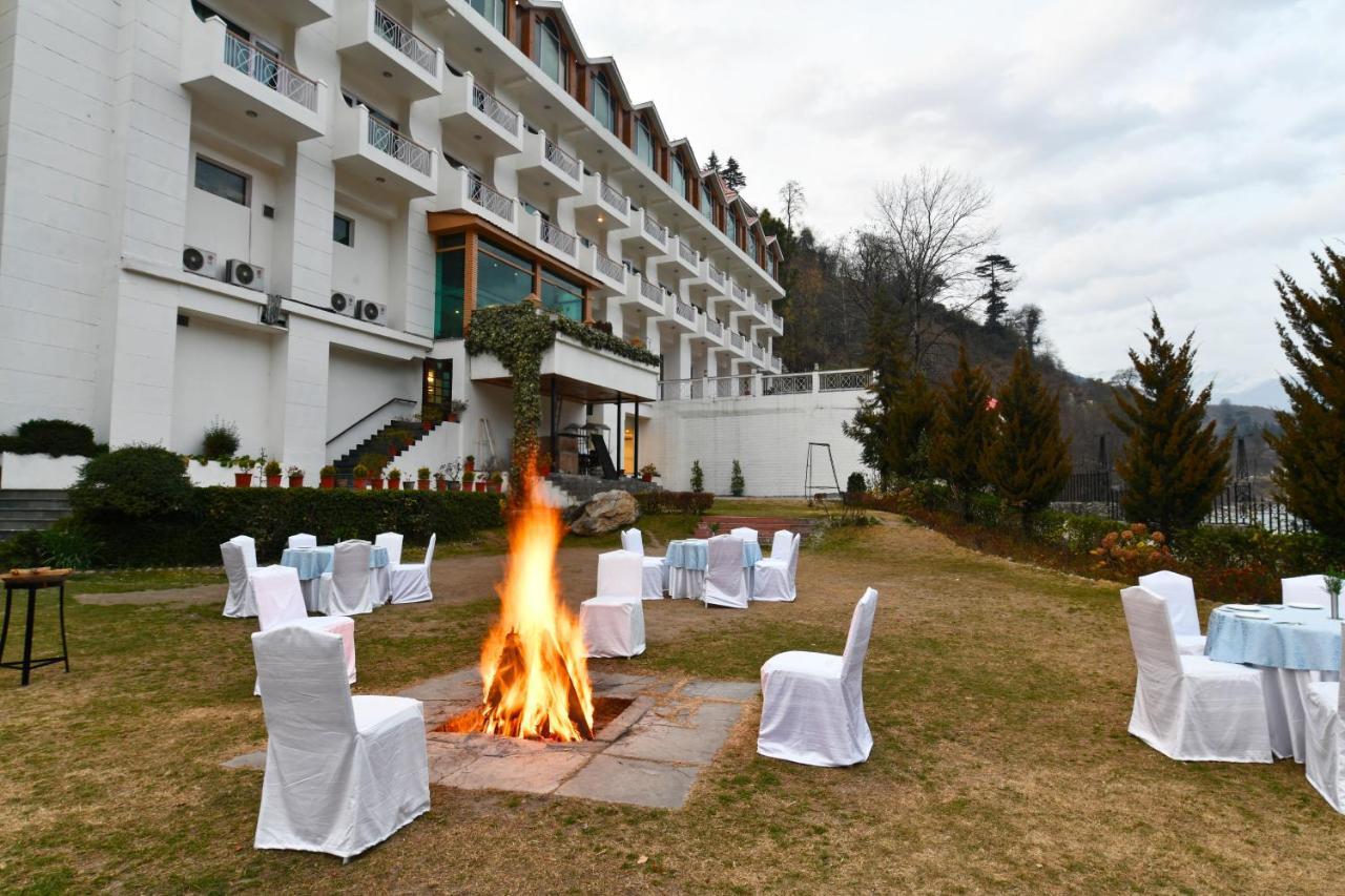 Mastiff Grand Manali Resort Exterior foto