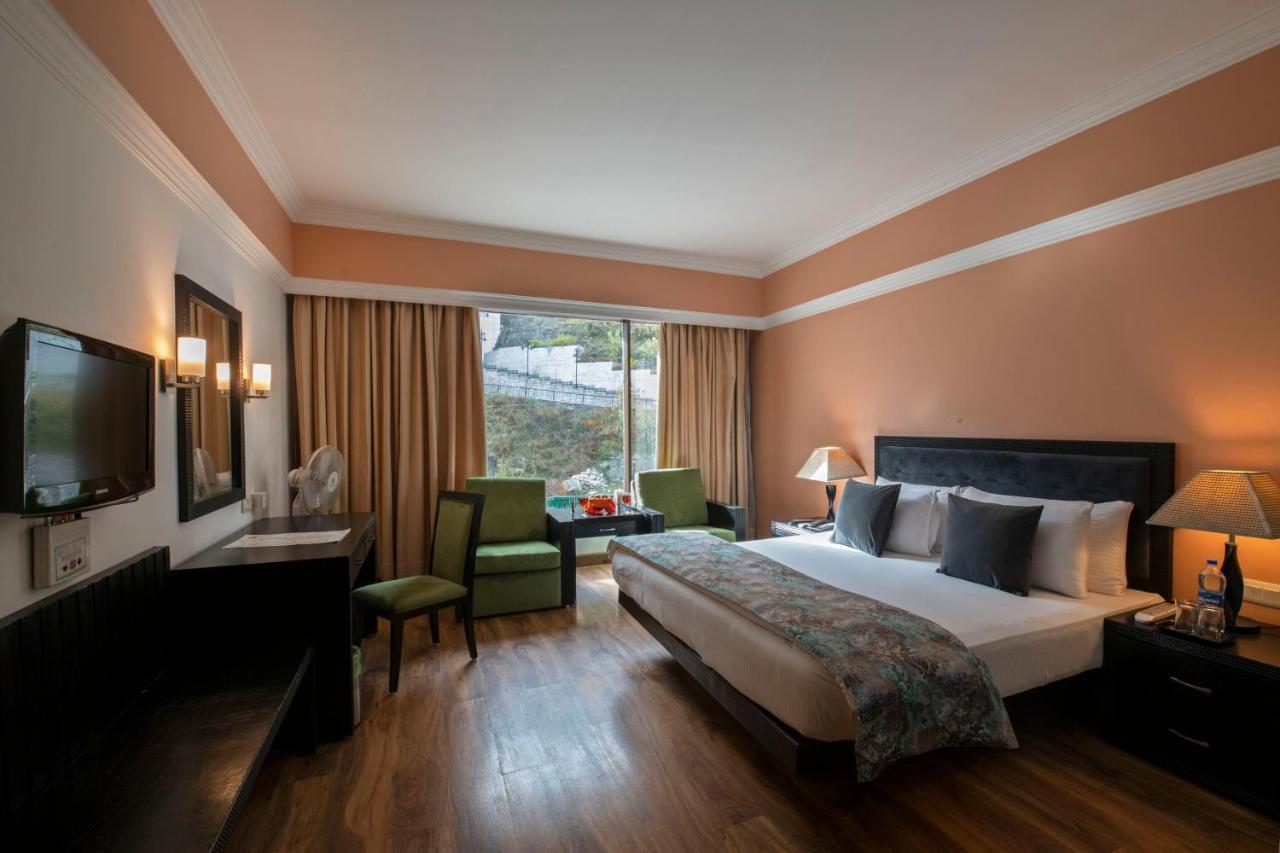 Mastiff Grand Manali Resort Exterior foto