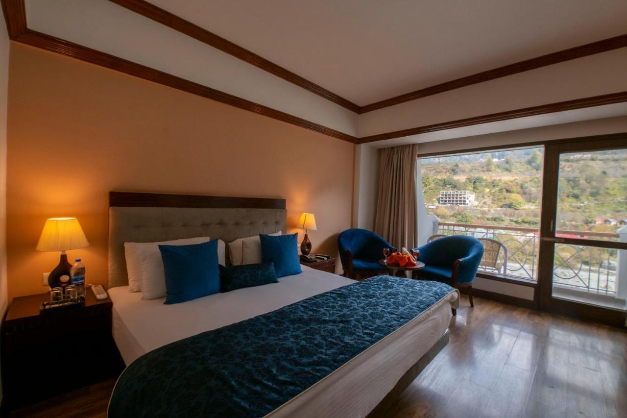 Mastiff Grand Manali Resort Exterior foto